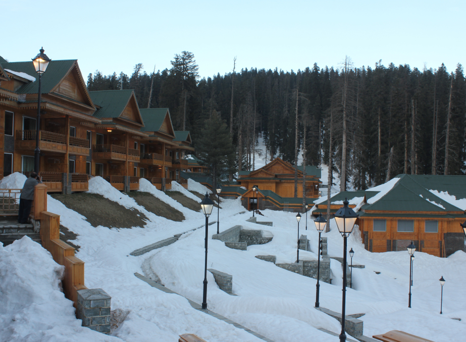 Gulmarg Adventure Tour